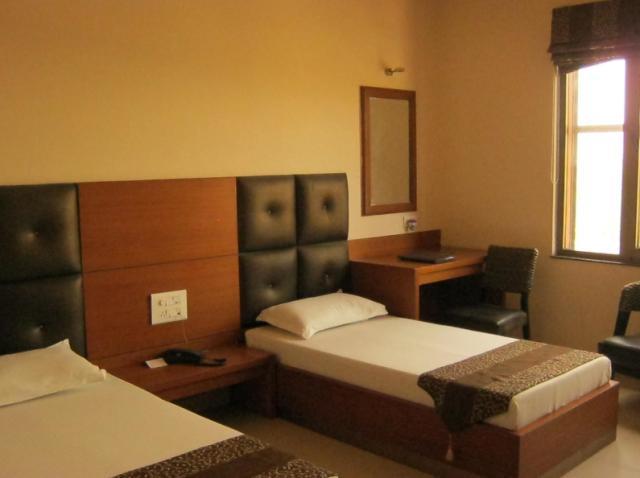 Hotel Data Inn Аджмер Екстер'єр фото